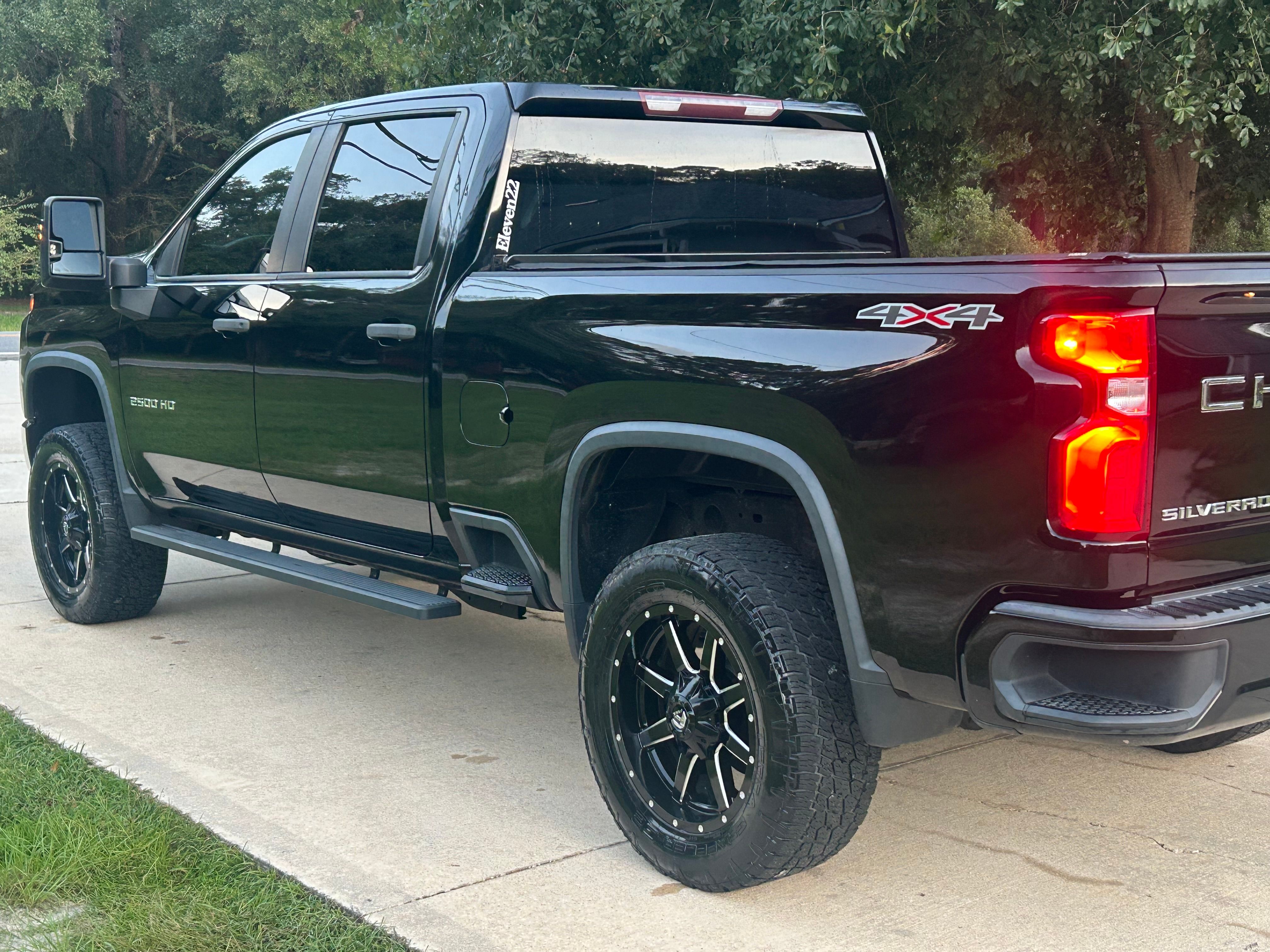 Used 2021 Chevrolet Silverado 2500 Custom w/ Custom Value Package AWD/4WD image 8