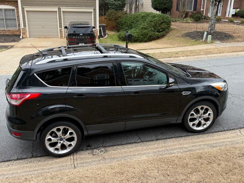 Used 2013 Ford Escape Titanium w/ Parking Technology Pkg image 4
