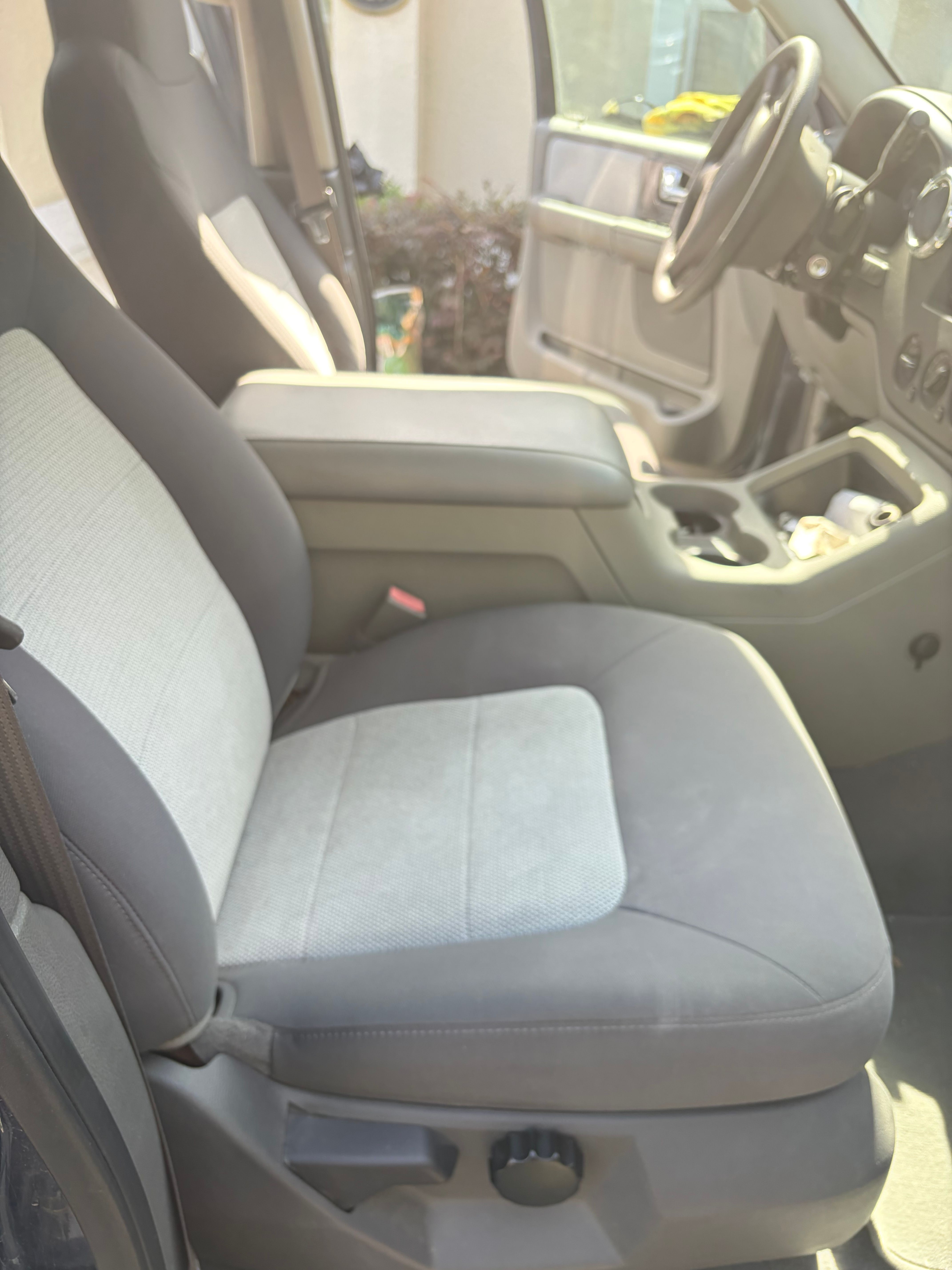 Used 2006 Ford Expedition XLT RWD image 12