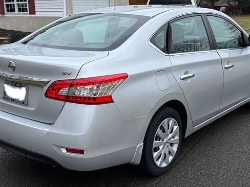 Used 2015 Nissan Sentra SV image 8