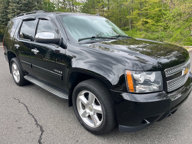 Used 2013 Chevrolet Tahoe LT w/ All-Star Edition AWD/4WD image 2