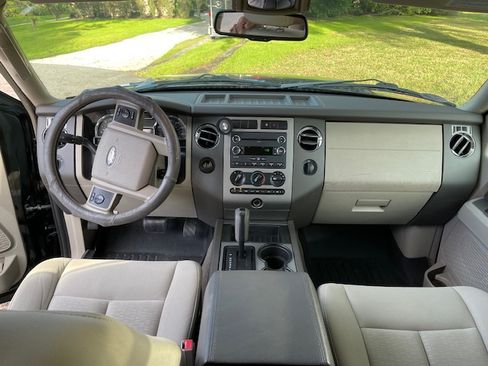 Used 2012 Ford Expedition XL image 8