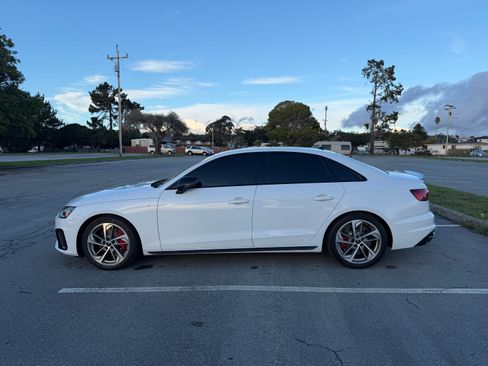 Used 2023 Audi A4 2.0T Premium Plus w/ Premium Plus Package image 9