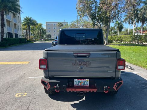 Used 2021 Jeep Gladiator Rubicon image 4