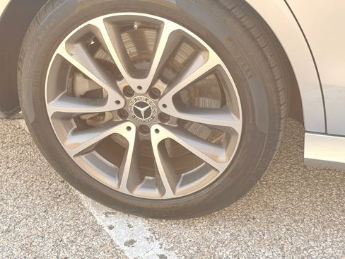 Used 2021 Mercedes-Benz E 450 4MATIC Sedan image 29