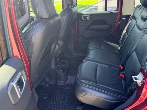 Used 2021 Jeep Wrangler Unlimited Sahara w/ Safety Group AWD/4WD image 14
