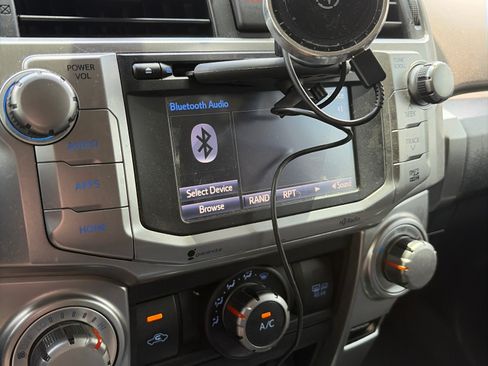 Used 2015 Toyota 4Runner SR5 RWD image 11