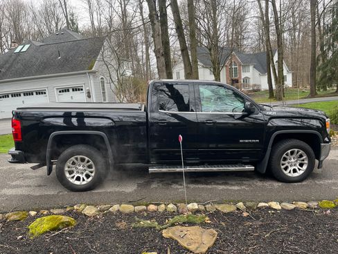 Used 2014 GMC Sierra 1500 SLE w/ SLE Value Package image 5