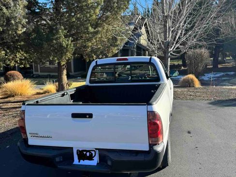 Used 2012 Toyota Tacoma 2WD Regular Cab image 6
