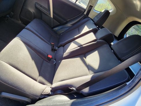 Used 2013 Toyota RAV4 XLE image 15