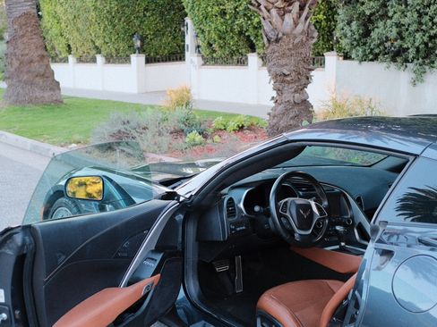 Used 2014 Chevrolet Corvette Stingray Coupe w/ 2LT Preferred Equipment Group image 17