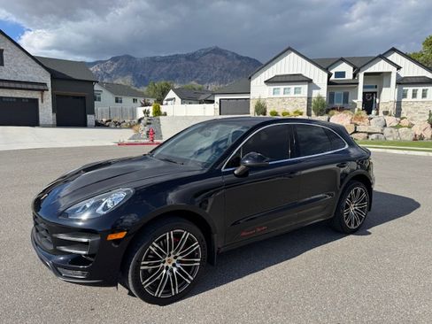 Used 2015 Porsche Macan Turbo AWD/4WD image 1