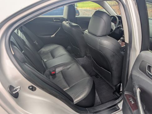 Used 2006 Lexus IS 250 image 22