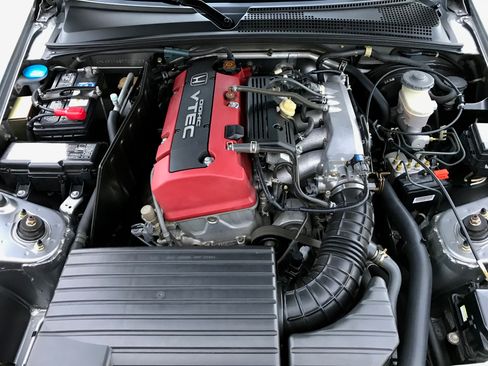 Used 2000 Honda S2000 image 24