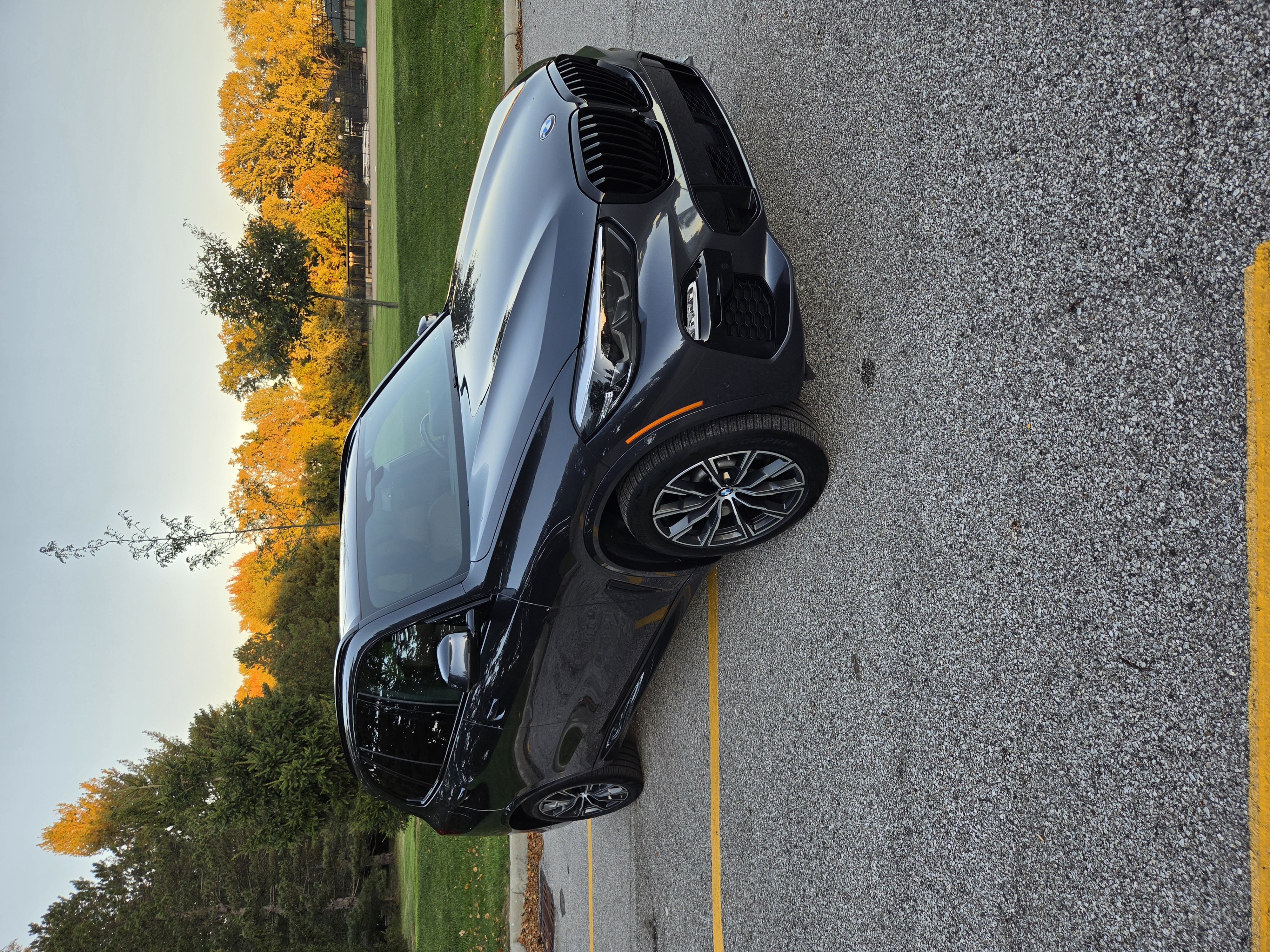 Used 2019 BMW X5 xDrive40i w/ M Sport Package AWD/4WD image 9