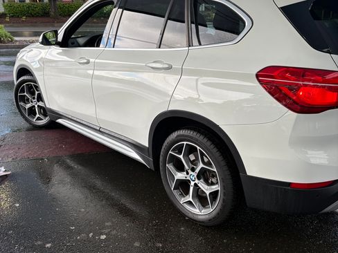 Used 2019 BMW X1 sDrive28i image 5