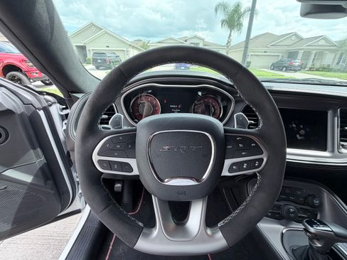 Used 2023 Dodge Challenger SRT Hellcat RWD image 11