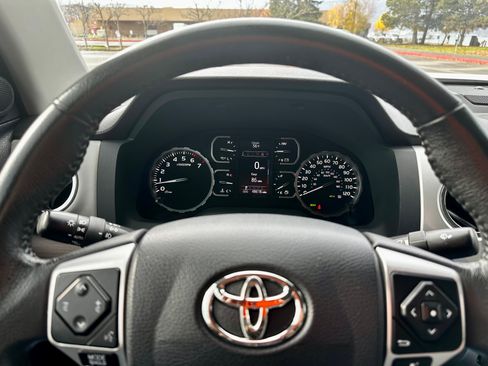Used 2020 Toyota Tundra Limited image 28