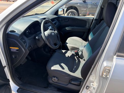 Used 2009 Kia Sportage LX image 11