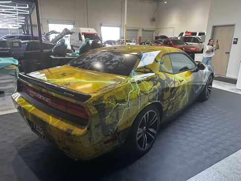 Used 2012 Dodge Challenger SRT8 w/ Premium Sound Group RWD image 5