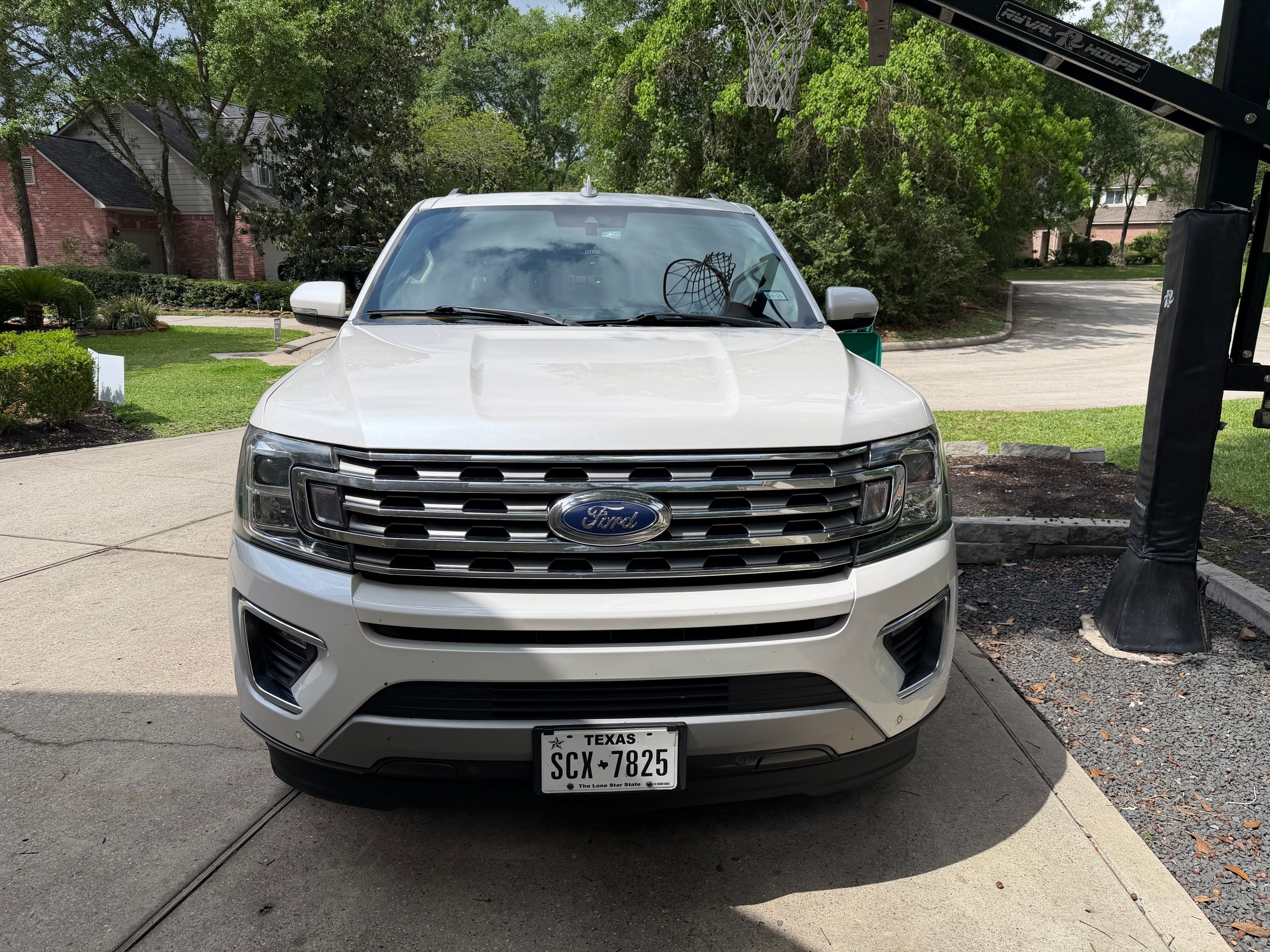 Used 2019 Ford Expedition Max Limited w/ Equipment Group 301A RWD image 8