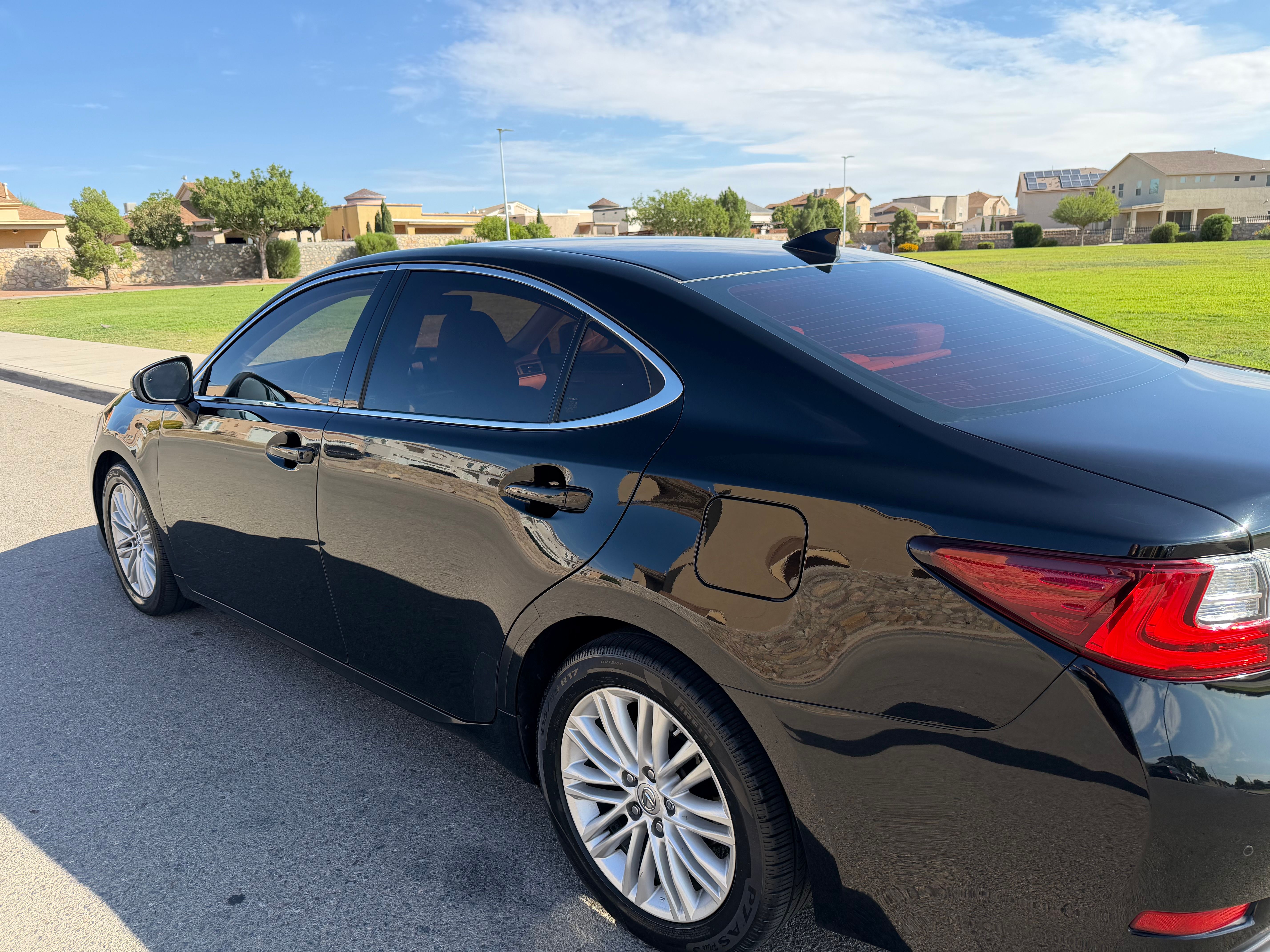 Used 2017 Lexus ES 350 w/ Premium Package FWD image 8