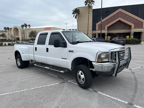 Used 2000 Ford F350 4x4 Crew Cab DRW Super Duty image 2