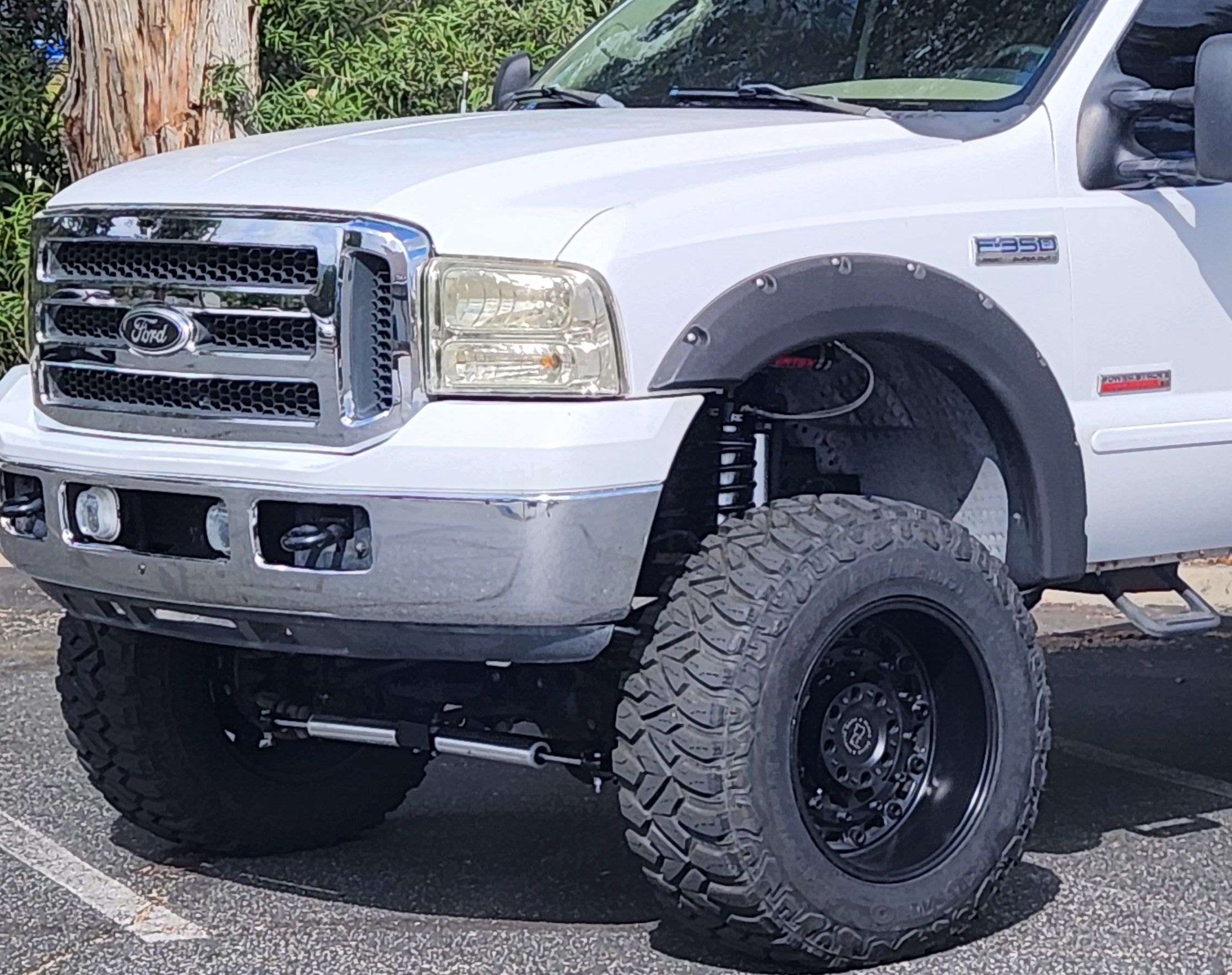 Used 2005 Ford F350 Lariat AWD/4WD image 4