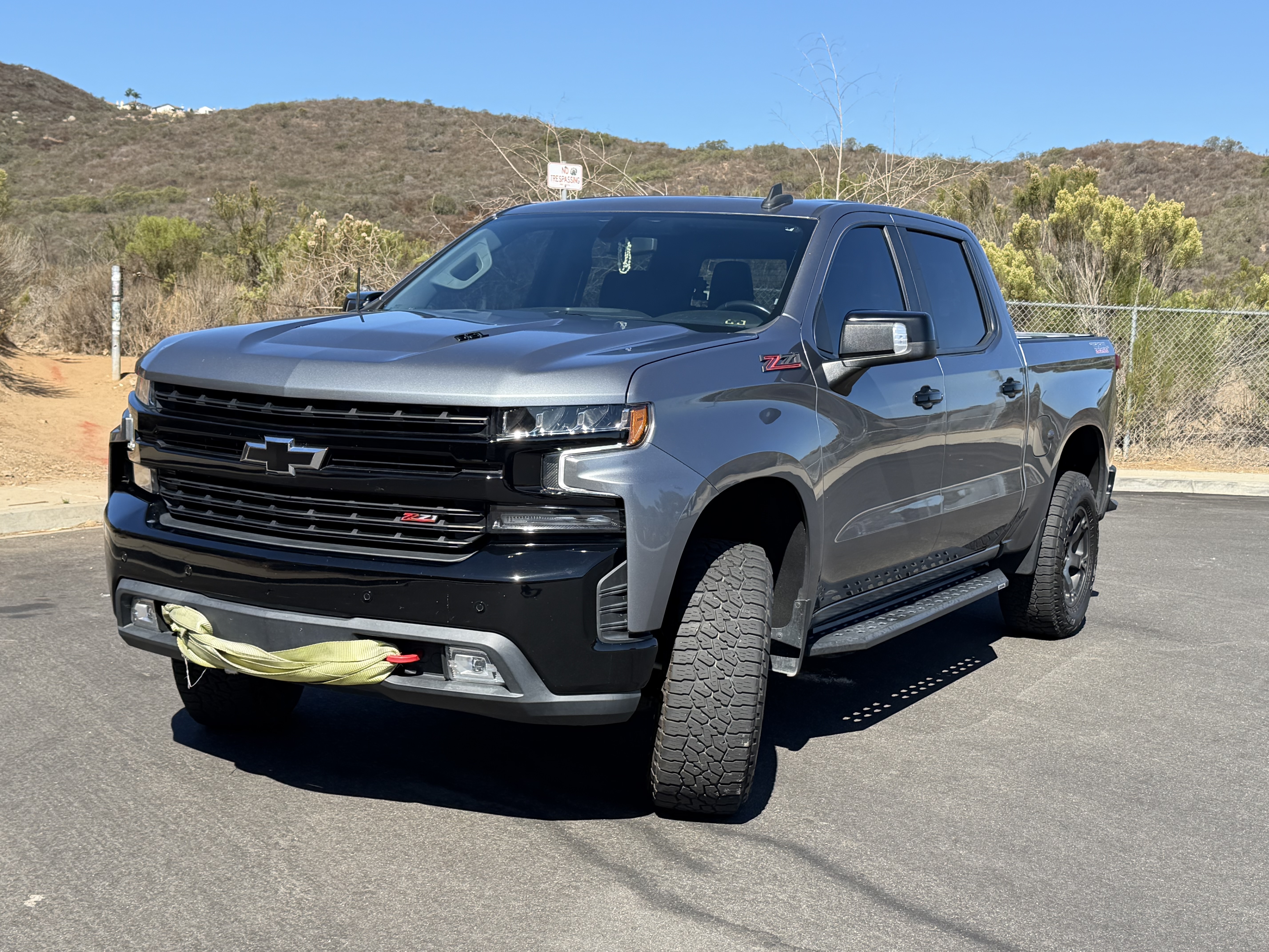 Used 2021 Chevrolet Silverado 1500 LT Trail Boss w/ Convenience Package II AWD/4WD image 1