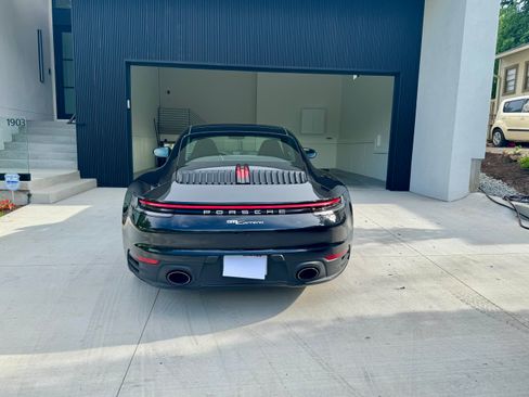 Used 2022 Porsche 911 Carrera image 19
