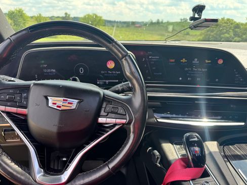 Used 2022 Cadillac Escalade Sport w/ LPO, Floor Liner Package image 6