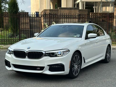 Used 2019 BMW 530i xDrive AWD/4WD image 4