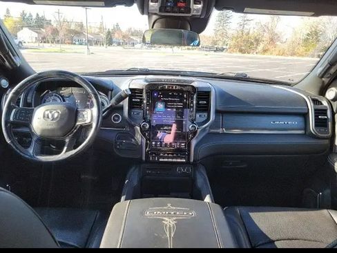 Used 2019 RAM 2500 Limited image 19