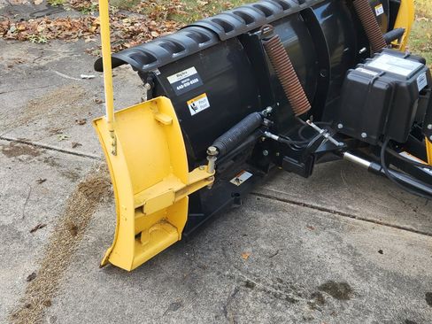 Used 2005 Chevrolet Silverado 2500 W/T w/ Heavy-Duty Power Package image 5