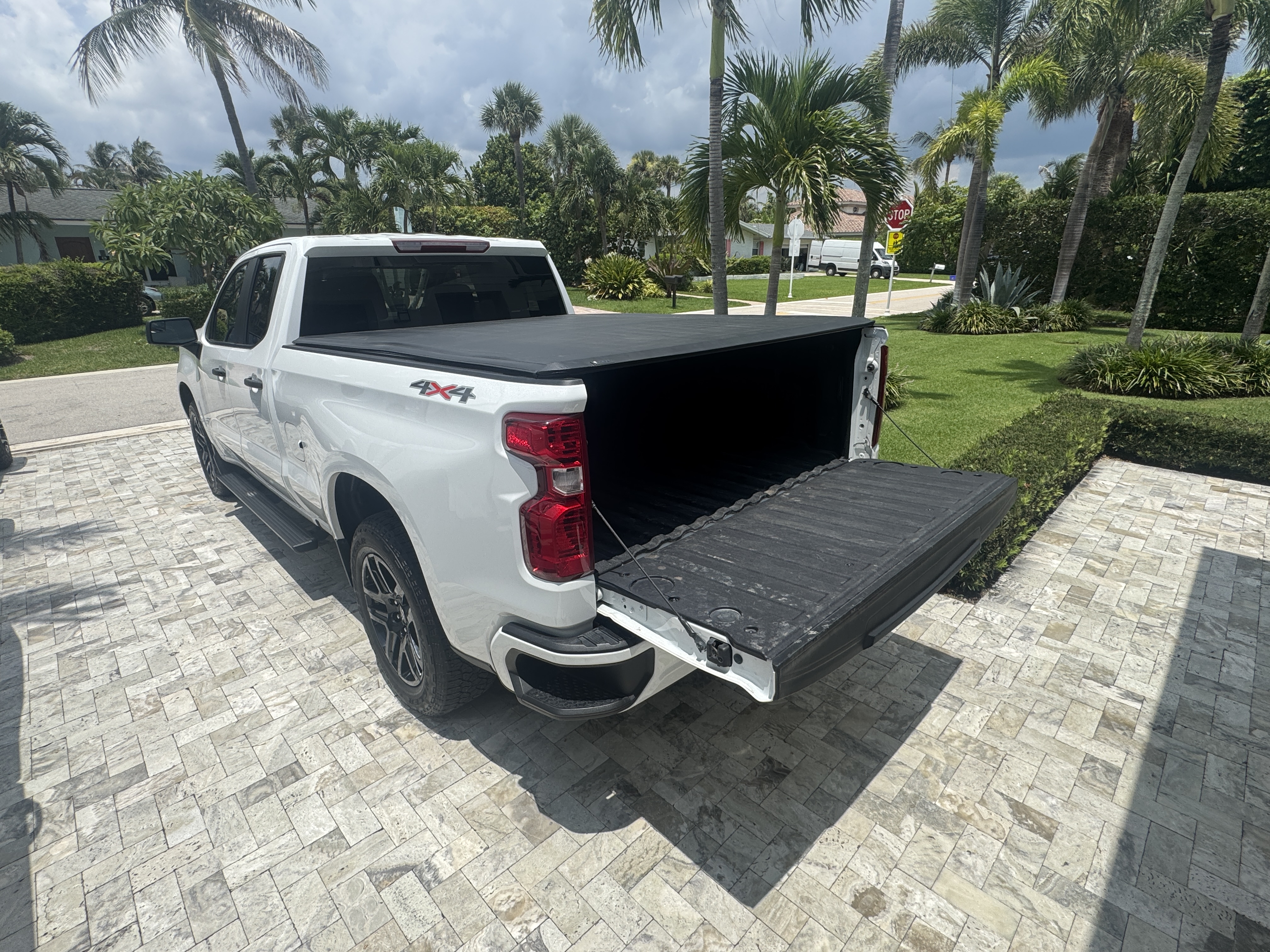 Used 2022 Chevrolet Silverado 1500 Custom AWD/4WD image 9