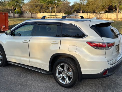 Used 2015 Toyota Highlander Limited image 4