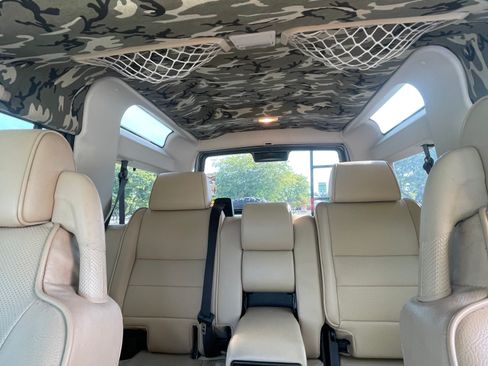 Used 2003 Land Rover Discovery S image 21