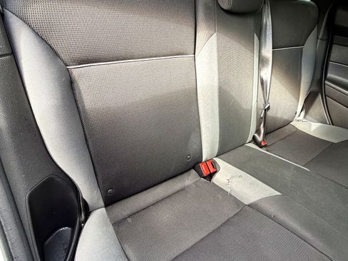 Used 2013 Ford Focus SE w/ SE Winter Pkg image 21