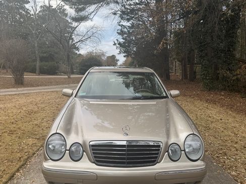 Used 2001 Mercedes-Benz E 430 Sedan image 1