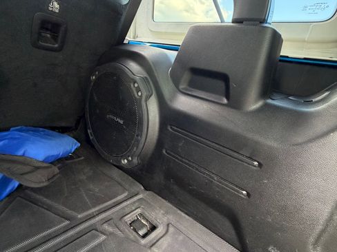 Used 2022 Jeep Wrangler Unlimited Sport w/ Sun And Sound Package AWD/4WD image 13