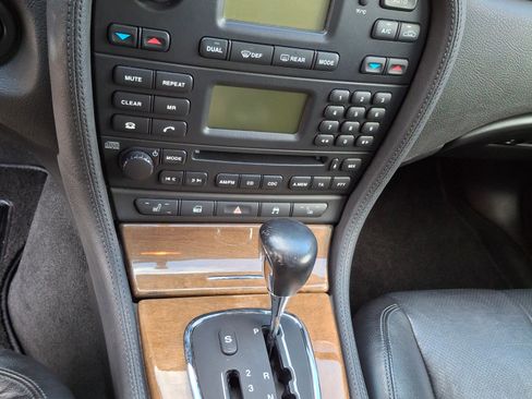 Used 2003 Jaguar S-TYPE 3.0 image 13