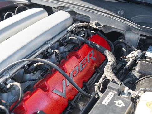 Used 2004 Dodge Viper SRT-10 image 27