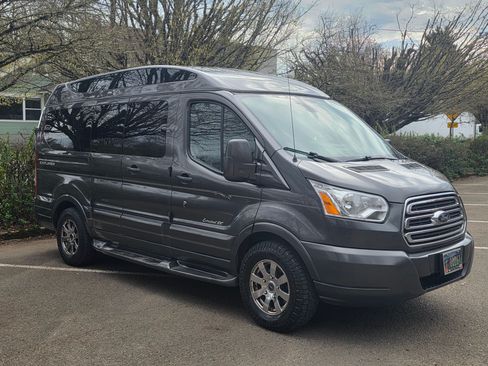 Used 2018 Ford Transit 150 130 Low Roof w/ Exterior Upgrade Package image 5