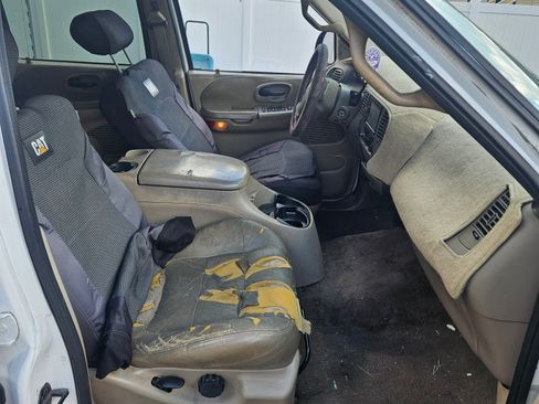Used 2001 Ford F150 Lariat AWD/4WD image 6