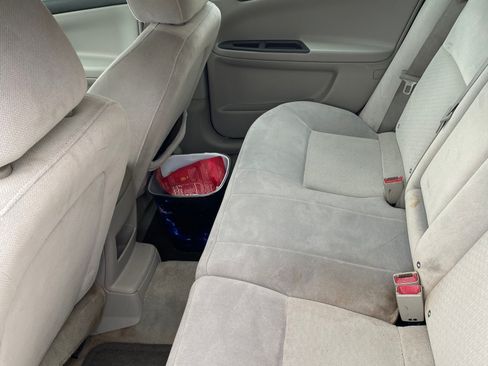 Used 2011 Chevrolet Impala LT image 8