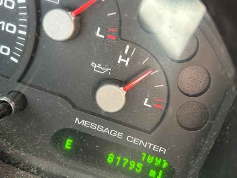 Used 2005 Ford Explorer Sport XLT image 11