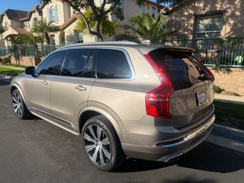 Used 2020 Volvo XC90 T6 Inscription image 8