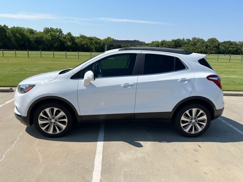 Used 2018 Buick Encore Preferred FWD image 9