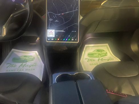 Used 2014 Tesla Model S P85 image 13