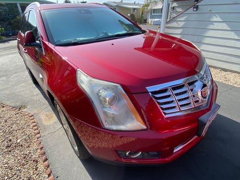 Used 2014 Cadillac SRX Premium FWD image 1